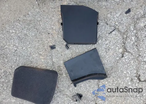 2016 Volvo Xc60 T5 Premier z USA, uszkodzony, nr VIN YV4612RK3G2822780